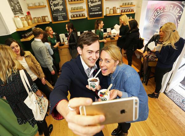Following research that reveals over 22 million Brits don’t muster up a smile before 9am, Lyle’s Golden Syrup has created the world's first Selfie-Service Cafe. In a bid to spread smiles across the nation, the cafe in Covent Garden will be giving away free breakfasts in exchange for a smiling selfie.