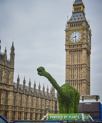 Florasaurus pays a visit to Parliament Square as the spreads brand pledges to connect children and families with the power of plant based foods and where their food comes from, through a landmark £12.5 million* initiative.