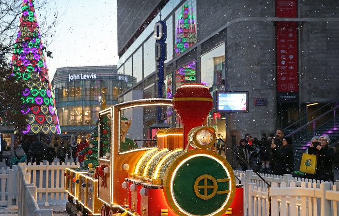 Liverpool ONE Magical Lego Christmas Train. Images by Gareth Jones